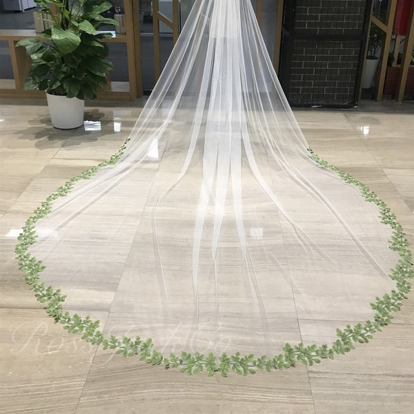 Fairy Bridal Veil New with Fresh Green Leaves Trim Unique Wedding Veil 1 Tier Cathedral Royal Veil with Comb Fingertip Veil Unique Veil