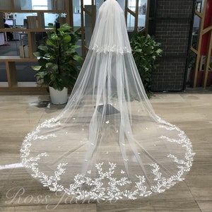 Plant Leaves Bridal Veil Elegant Embroidered Plants Veil  Wedding Lace Floral 2 Tier Ivory Long Veil With Comb Veil Cathedral Length