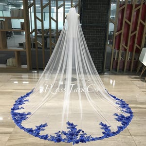 Royal Blue Flower Bridal Veil, Soft Tulle Wedding Veil, Blue 3d Flower Veil with Zircons, 1 Tier Veil With Comb, Veil Hand Made, Veil Flower