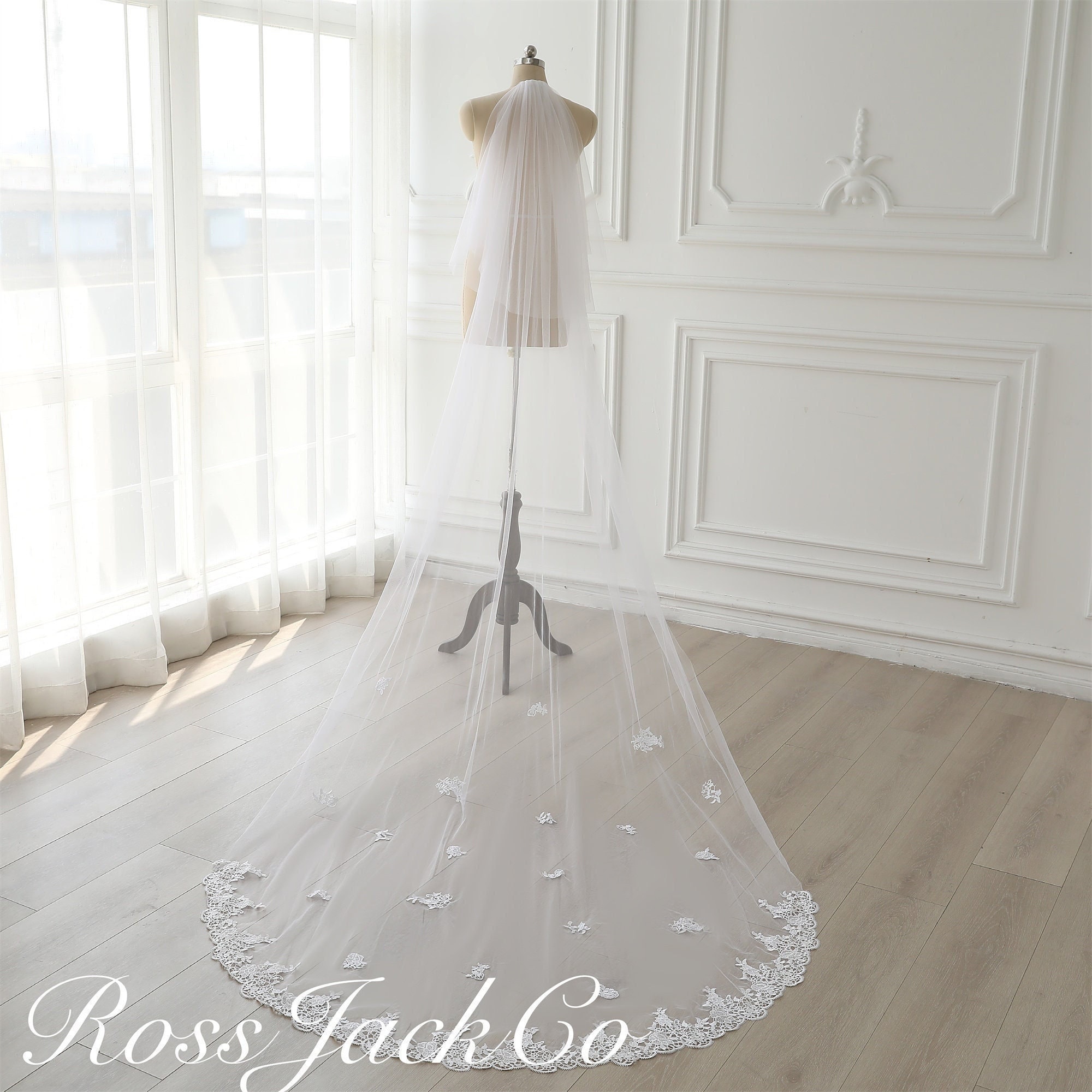 Fantasy Lace Trim Veil, Scattered Flowers Veil 2-Tier With Blusher, Bridal Wedding Veil, Custom Soft Tulle Bridal Headpiece, Veil Cathedral