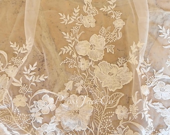 Graceful Kapok Flower Wedding Veil, Elegant Floral Bridal Veil Cathedral Length, Hand Made Custom Veil