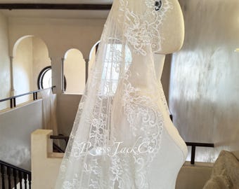 Chantilly Lace Mantilla Veil, Eyelash Lace Wedding Veil, Fairy Mantilla Veil Chantilly Lace, Veil Cathedral, Bridal Headpiece
