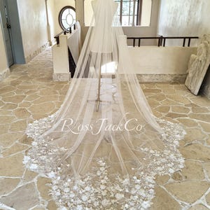 Scalloped 3D Floral Veil, Cathedral Irregular Flower Wedding Veil, Ivory Soft Tulle Veil, Custom Veil, Scallop Cut Veil