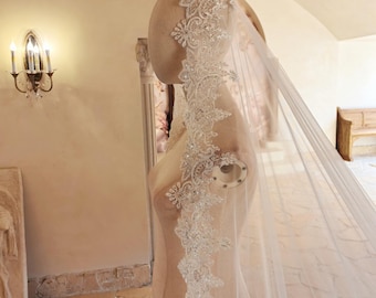 Mantilla con ribete de cuentas, velo de novia de lujo con apliques de cuentas