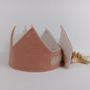 Corona di compleanno, corona di stoffa, corona di mussola per bambino festeggiato, colore: terracotta / beige / pois dorati