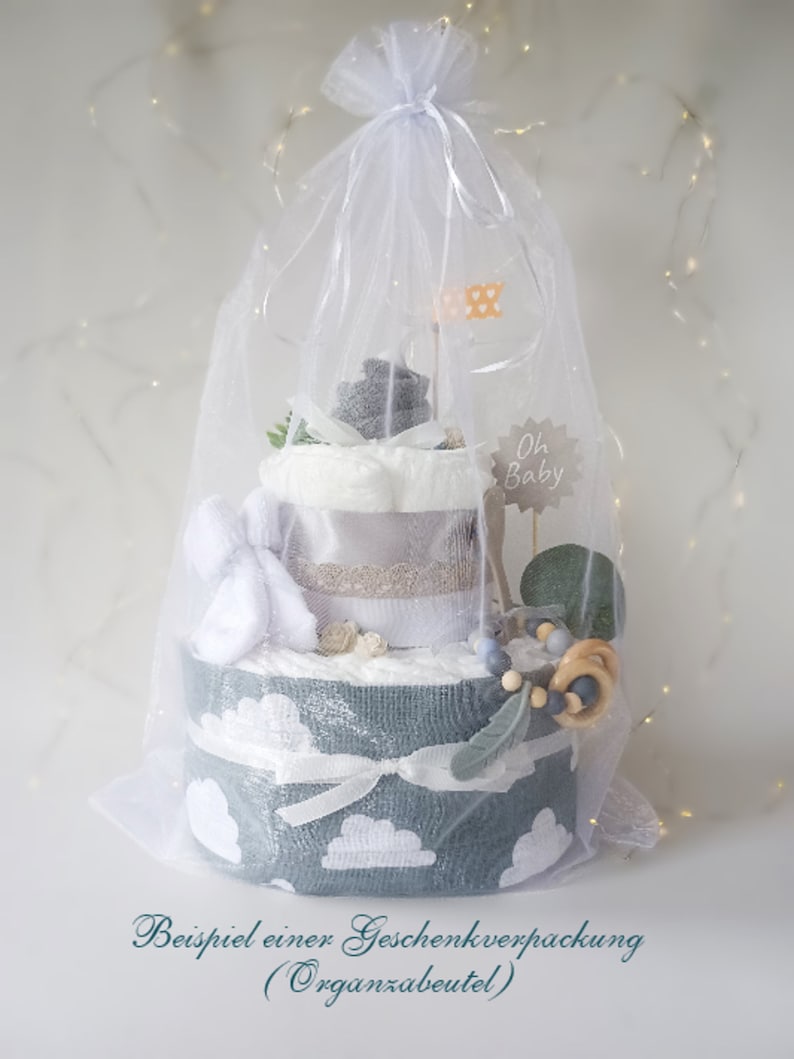 Gâteau de couches avec mousseline, neutre, chaussettes pour bébé, hochet en bois pour bébé, tissu éponge, cadeau de naissance/baby shower image 7