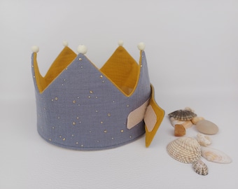 Geburtstagskrone, birthday crown Stoffkrone Musselin, Krone mit Klettverschluss, Geburtstagskind, Farbe: grau / senfgelb / goldene Punkte