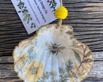 Bee Ornament, Honey Bee, Shell Ornament, Bees
