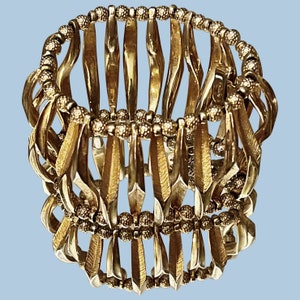 Rare Vintage Crown Trifari 1950&#39;s Wide Link Abstract Gold Tone Bracelet