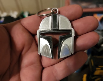 mandalorian keychain