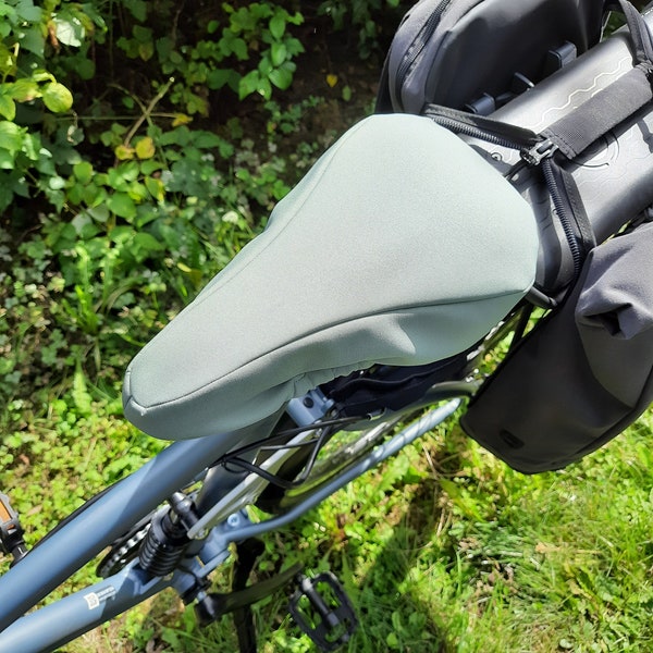 Bicycle saddle cover, scooter saddle cover, water-repellent, waterproof