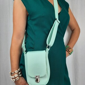 Sac bandoulière réglable, doublure originale colorée