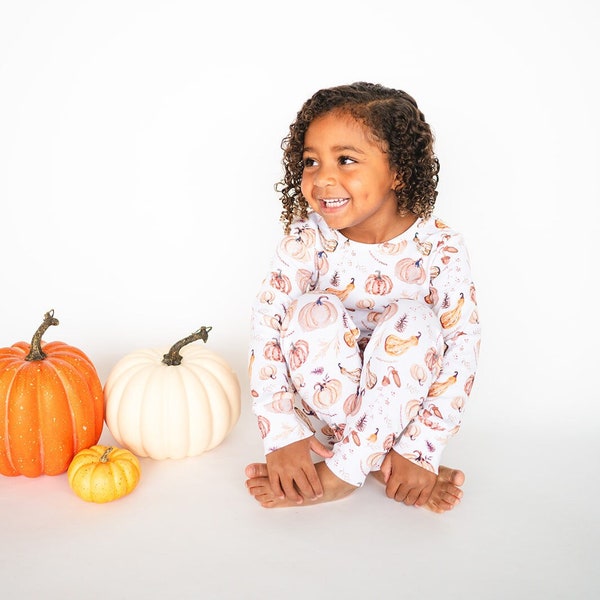 Organic Baby Toddler Pajamas in Golden Gourds | Fall Pumpkin Pajamas | Two Piece Sleep Set| Double Zip Romper | Newborn Hat + Gown Set