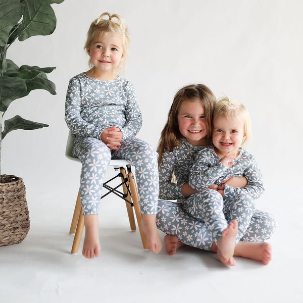 Organic Two-Piece Sleep Set in Daisy Dreams | Earthy Boho Flower Pajamas | Baby / Toddler PJs | Neutral Pattern Kids Pajamas