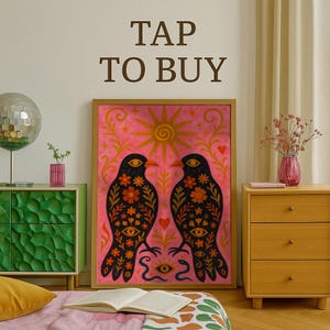 Arte mural / Impresión de pájaros místicos / Arte mural psicodélico de pájaros del amor / Póster rosa de ojo dorado / Decoración de arte popular de brujas / Impresión de sol bohemio