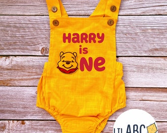 1st birthday Winnie the Pooh outfit , first birthday romper, Cake smash outfit/ cake smash romper, Pooh bear outfit, photoshoot romper