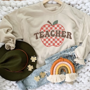 Retro Teacher Sweatshirt, Retro Teacher Sweatshirts, Teacher Sweatshirt, Retro Teacher Shirt, Teacher Crewneck, Teacher Hoodie