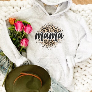 Leopard Mama Sweatshirt, Retro Mama Sweatshirt, Leopard Sweatshirt, Mama Crewneck, Leopard Mom Sweatshirt, Retro Mom Sweatshirt