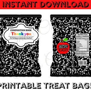 Può includere: Buste per dolcetti stampabili con un design a quaderno di composizione. Una busta ha un'etichetta con la scritta "Grazie per essere un insegnante fantastico!" e l'altra ha una grafica di una mela "Miglior insegnante" e un'etichetta di informazioni nutrizionali che dice "Apprezzamento dell'insegnante".
