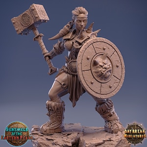 D&D Human Paladin/Cleric | Fandra Holler | 3D Printed Resin Miniature | 32mm | By Daybreak Miniatures