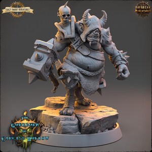 D&D Demon Barbarian/Fighter | Myrath Spikeskull | Miniatura z żywicy drukowana w 3D | 32 mm | Przez Daybreak Miniatures