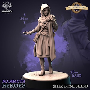 Puede incluir: Una figura miniatura de 34 mm de altura que representa a un personaje femenino con una capa con capucha y que lleva una pequeña bolsa. La figura está de pie sobre una base de 25 mm. El texto "Shir Lonechild" está impreso en la base.