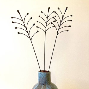 Wire Flowers, wire art. Everlasting Sprig.