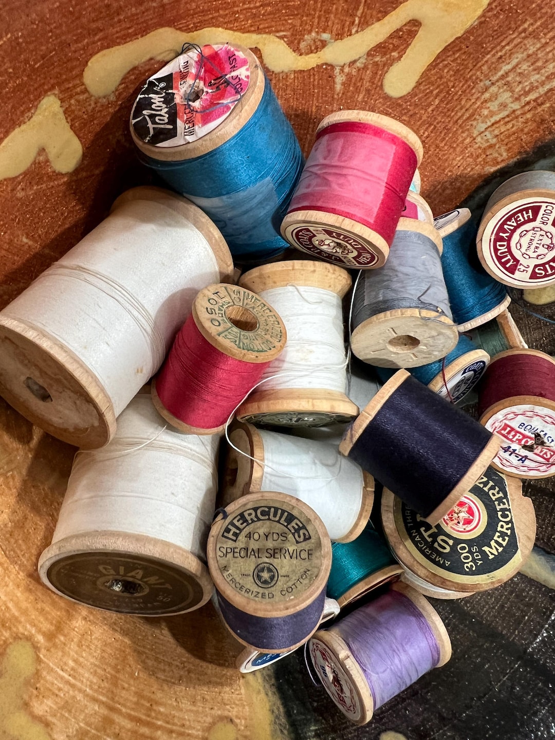 25 Vintage Wooden Sewing Thread Spools – Mixed Colors & Brands - Etsy