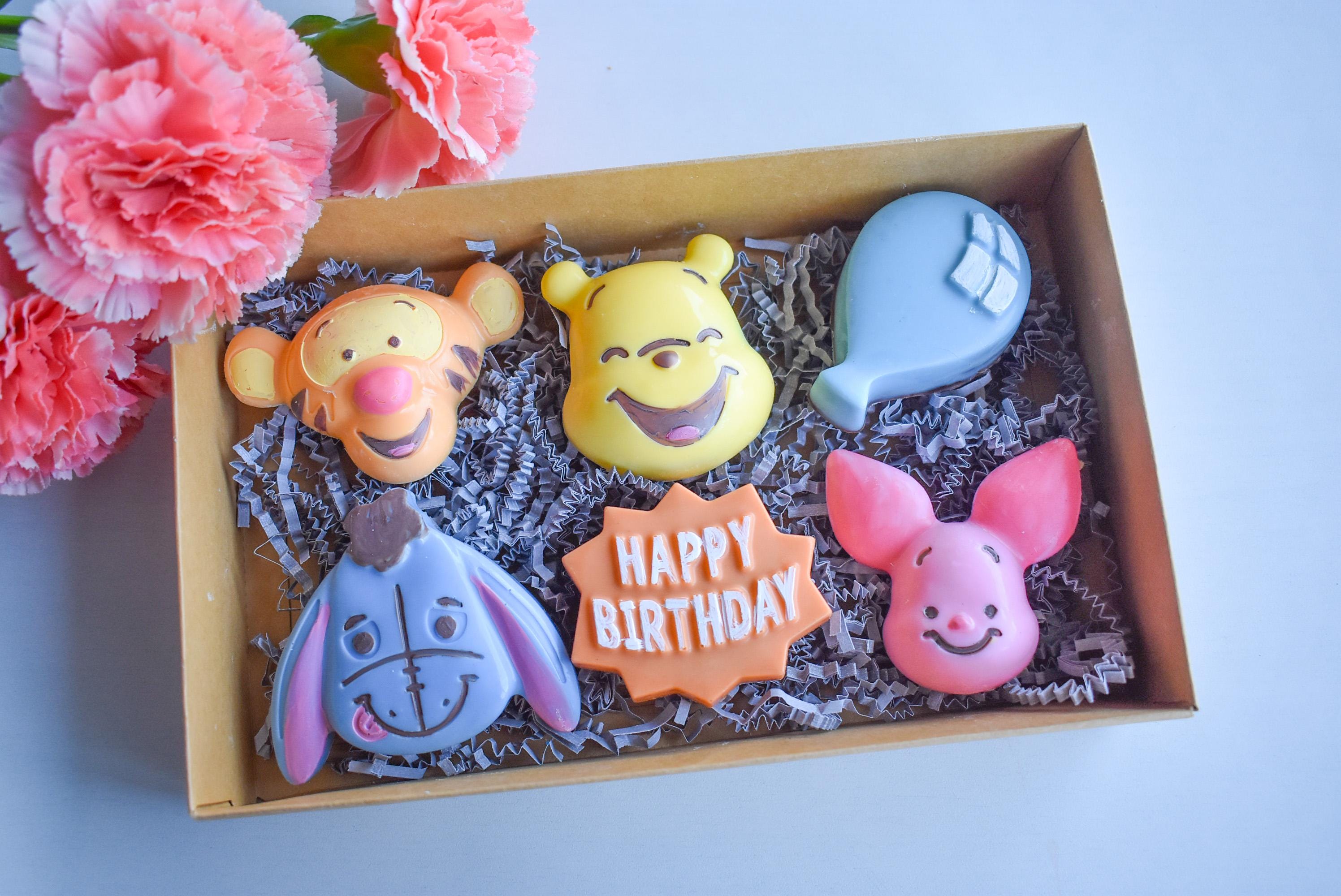 Winnie the Pooh Chocolate Covered Oreos: Handcrafted Party Favors