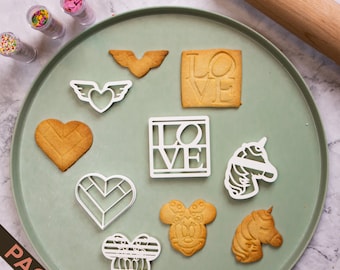 Koekjessnijder "Pack Fille" l koekjessnijder voor familie l patisserie l 3D-print l Zelfgemaakte zandkoekjes l Original Cookie Cutter