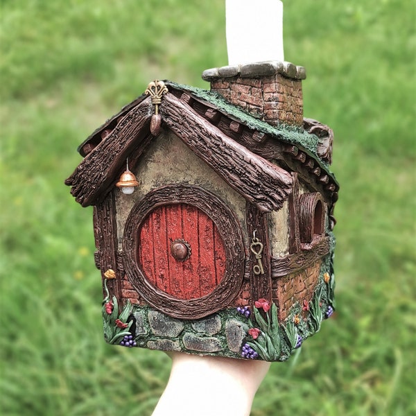 Boîte à mouchoirs maison de Hobbit