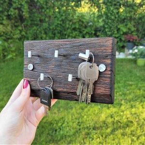 Portachiavi in legno da parete personalizzato Lei e Lui – Idea's Cottage