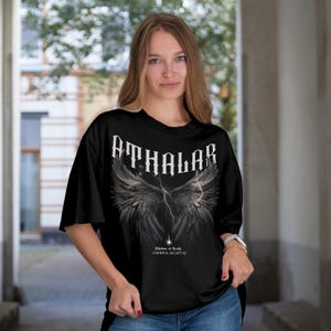 Crescent City Athalar Umbra Mortis T-shirt, Hunt Athalar merch, Gifts for Bookworms, Bookish Shirt, SJM Licensed Merch