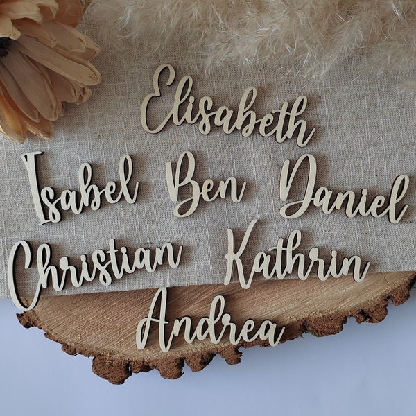 Tischkarten Hochzeit, Platzkarten, Schriftzug aus Holz