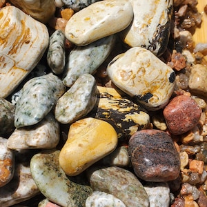 Decorative Rocks 2lb Lots Tumbled