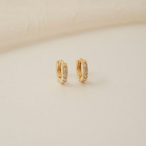 Mini hoop earrings - tiny hoops - cartilage hoops - 18k gold filled hoop earrings
