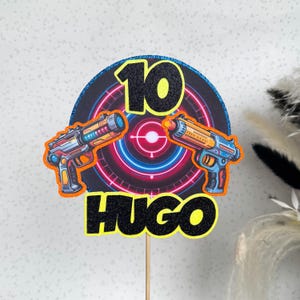 Laser Gun Name Alter Personalisierte Benutzerdefinierte Glitter Alles Gute zum Geburtstag Kuchen Topper Party Dekoration