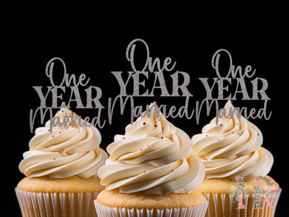 Topper Torta Happy Anniversary Glitter Oro - Decorazione Per Anniversario E Matrimonio, 18x13.8 Cm, Non Commestibile