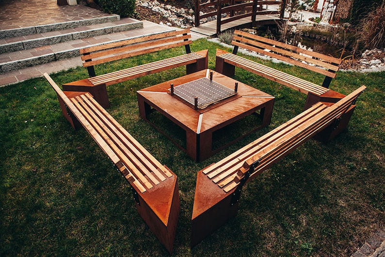 Brasero rústico con parrilla y bancos | Brasero de jardín extragrande Friendship | Parrilla de carbón para exteriores imagen 3