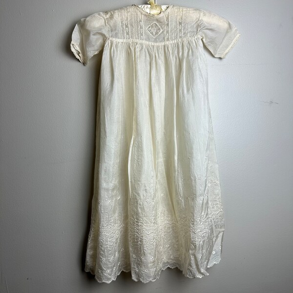 Antique Victorian Era White Ivory Silk Lace Christening Gown Newborn 0-12 Months