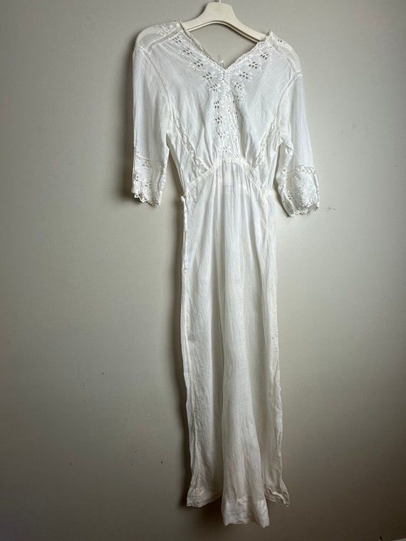 Antique 1910s Edwardian White Linen Lace Tea Dress