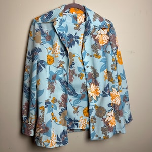 Vintage 1970s Blue Yellow Psychedelic Floral Pattern Pointed Collar Shirt Set
