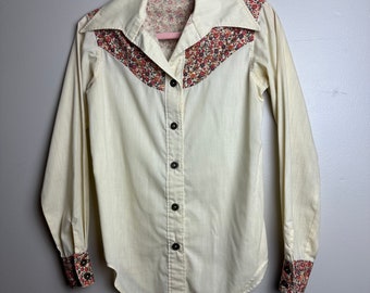 Vintage 1970s Floral Dagger Collar Disco Button Down Long Sleeve Shirt Beige