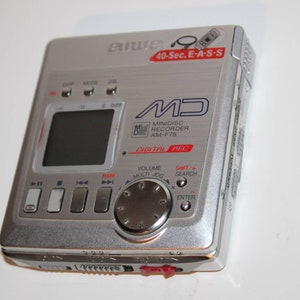 Aiwa am f75 minidisc player very rare recorder with Sony microphone image 1