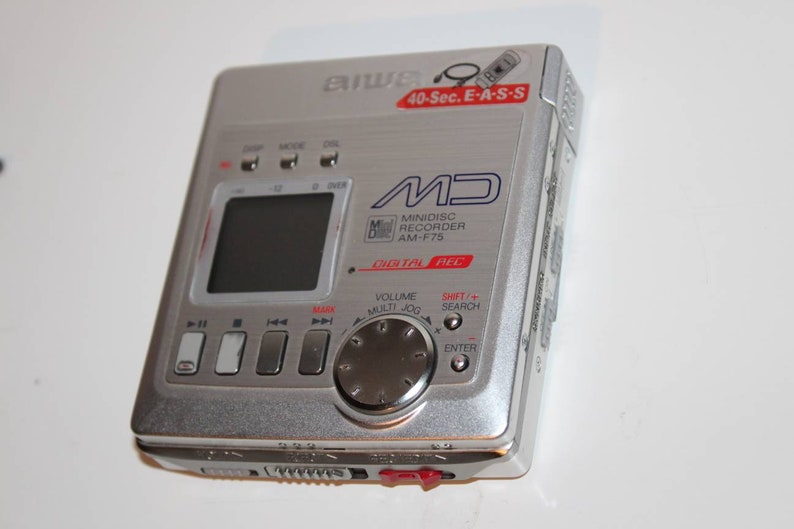 Aiwa am f75 minidisc player very rare recorder with Sony microphone image 1