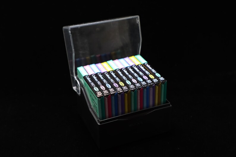 Maxell Colour New Blank Minidisc's 10 Maxell Discs With Storage Disc