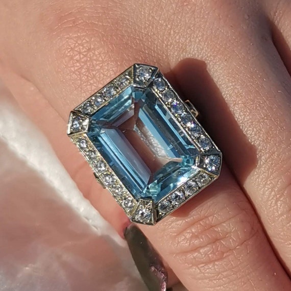 Huge aquamarine best sale ring