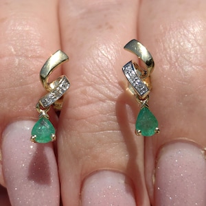 Emerald Diamond 18k massief gemerkt geelgoud elegante vintage druppelvormige groene oorbellen, cadeau voor haar