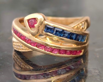 Vintage Ruby Diamond and Sapphire Solid 18k Yellow Gold 8.6 gr  Channel Setting Snake Design Statement Ring