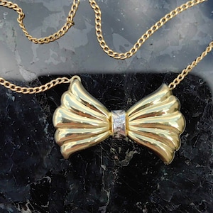 Antique 1940s Vintage Art deco Diamond Bow, 18k Solid Yellow Romantic Gold Bow  Elegant Statement Pendant Necklace